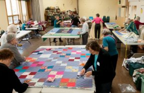 disaster-relief-quilting-our-savior-lutheran-church-0674